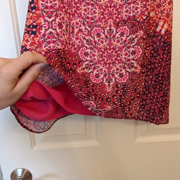 Patterned tank top - Picture 2 of 4